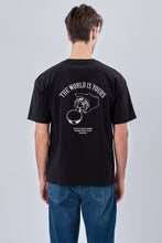 Load image into Gallery viewer, Oversized T-shirt with print - Black