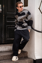 Carica l'immagine nel visualizzatore di Gallery, Sebastian Crew Neck Knit - Castlerock Mela