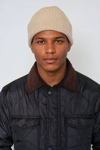 Load image into Gallery viewer, Knitted beanie - Beige