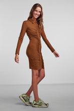Charger l'image dans la galerie, Robe à manches longues Norma - marron
