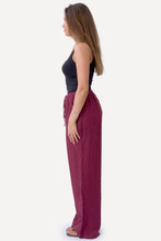 Load image into Gallery viewer, Astrid Linen Pants - Red