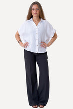 Carregar imagem no visualizador da galeria, Astrid Linen Shirt - White