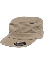 Charger l'image dans la galerie, Garment de pistolet Top FlexFit lavé - Khaki