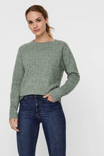 Charger l'image dans la galerie, Soft Doffy Knit - Laurel Couronne