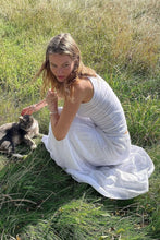 Afbeelding in Gallery-weergave laden, Alma Maxi Skirt - White