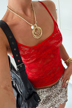 Carregar imagem no visualizador da galeria, Florence Lace Top - Red