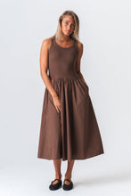 Cargar imagen en el visor de la galería, Hanna Dress - Brown