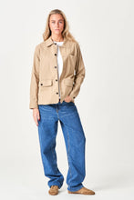Carica l'immagine nel visualizzatore di Gallery, Twill Shacket - Beige