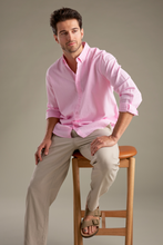 Cargar imagen en el visor de la galería, Linen Shirt - Pale Red