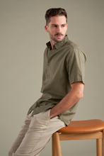 Charger l'image dans la galerie, Short Sleeve Linen Shirt - Army