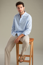 Carica l'immagine nel visualizzatore di Gallery, Linen Shirt - Light Blue