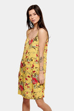 Load image into Gallery viewer, Flora dress - Banana Cream