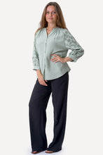 Afbeelding in Gallery-weergave laden, Frida Shirt - Khaki