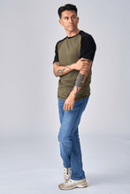 Load image into Gallery viewer, Basic raglan T-shirt - Black-Army