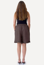 Load image into Gallery viewer, Linen Shorts - Brown