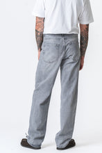 Load image into Gallery viewer, Noah Loose Fit Jeans - Grey Denim