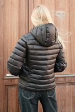 Load image into Gallery viewer, Light Puffer Jacket - Black