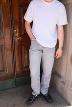Load image into Gallery viewer, Noah Loose Fit Jeans - Grey Denim