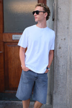 Cargar imagen en el visor de la galería, Denim Shorts Loose - Grey