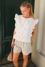 Cargar imagen en el visor de la galería, Jesmilo Shorts - Silver Lining