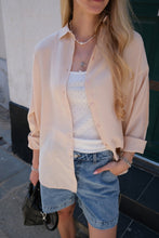 Carica l'immagine nel visualizzatore di Gallery, Mia Shirt - Beige