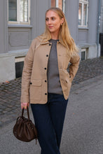 Carica l'immagine nel visualizzatore di Gallery, Twill Shacket - Beige
