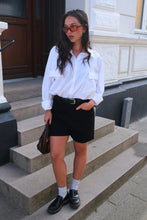 Charger l'image dans la galerie, L'original Performance Shorts en jean - denim noir