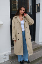 Load image into Gallery viewer, Linea trenchcoat - Beige
