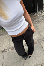 Load image into Gallery viewer, Low Waist Suit Pants - Black