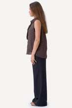 Carica l'immagine nel visualizzatore di Gallery, Mio Linen Top - Brown