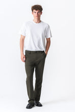 Carica l'immagine nel visualizzatore di Gallery, The Original Performance Pants (Regular) - Dark Green