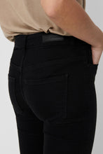 Load image into Gallery viewer, Performance Jeans - Black (high-waist)