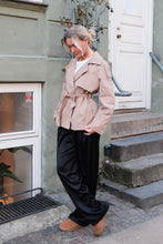 Load image into Gallery viewer, Sia Short Trenchcoat - Camel