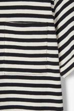 Load image into Gallery viewer, Striped t-shirt in organic cotton - Black