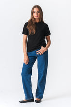 Load image into Gallery viewer, Leah Loose T-shirt - Black