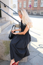 Load image into Gallery viewer, Hanna Dress - Black