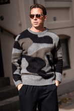Carica l'immagine nel visualizzatore di Gallery, Sebastian Crew Neck Knit - Castlerock Mela
