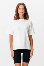 Load image into Gallery viewer, Boxfit T-shirt - Light Beige