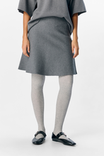 Carica l'immagine nel visualizzatore di Gallery, Reynard HW Short Knit Skirt - Medium Grey Melange