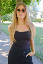 Carica l'immagine nel visualizzatore di Gallery, Amelia Sunglasses - Transparent-Orange