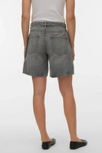Load image into Gallery viewer, Wien Belt Shorts Mix - Light Grey Denim