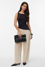 Carregar imagem no visualizador da galeria, Kira Boat-Neck Top - Black