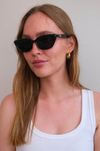 Load image into Gallery viewer, Zoe Sunglasses - Black