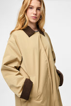 Load image into Gallery viewer, Jorma Long Light Jacket - Travertine Hot Fudge