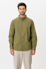 Charger l'image dans la galerie, Linen Shirt - Kiwi