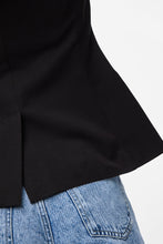 Charger l'image dans la galerie, Kamil Fitted Blazer - Black
