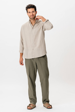 Carica l'immagine nel visualizzatore di Gallery, Linen Shirt - Sand