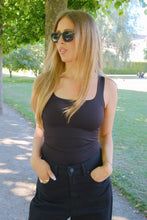 Carica l'immagine nel visualizzatore di Gallery, Charlie Sunglasses - Black