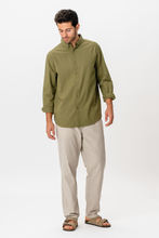 Charger l'image dans la galerie, Linen Shirt - Kiwi