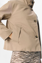 Load image into Gallery viewer, Gro Re Short Jacket - Desert Taupe